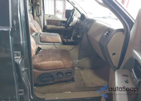 2005 Ford F-150 Lariat/Xlt из США, поврежденный, VIN 1FTPW12535KB71803